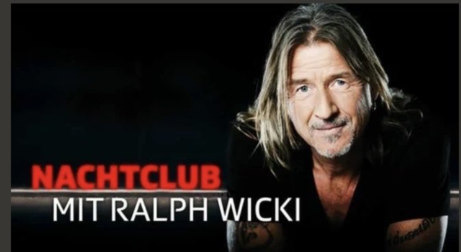 PatStahel's tweet photo. Gestern im „Nachtclub“ auf Radio @SRF 1 hatte sich der allseits beliebte Moderator, der selbst mit einer Freak-Attitüde absolue Spiessigheit zelebriert, voll dem „Klimawandel“ gewidmet.

Dabei erzählte er von seinem 🚁-Alpenflug.

Merke: 
Das CO2-Verbot gilt nur für uns Deppen! https://t.co/Li1xiZckt8