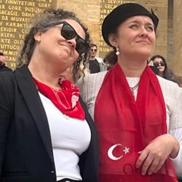 BiriTugra's tweet photo. Yasemin Akıncılar Minguzzi 
Hepsini Manyak etti 
Helal ablam sana yaaaa 
@YMinguzzi78568 https://t.co/fPnV7cSv6q