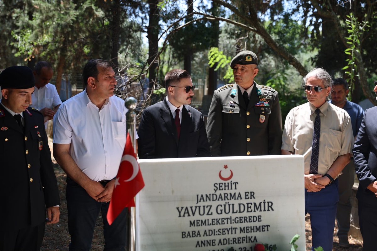 Gokceada_K's tweet photo. 🇹🇷 15 Temmuz Şehitlerimiz Dualarla Yâd Edildi

l https://t.co/Lgy6GA4Gm7