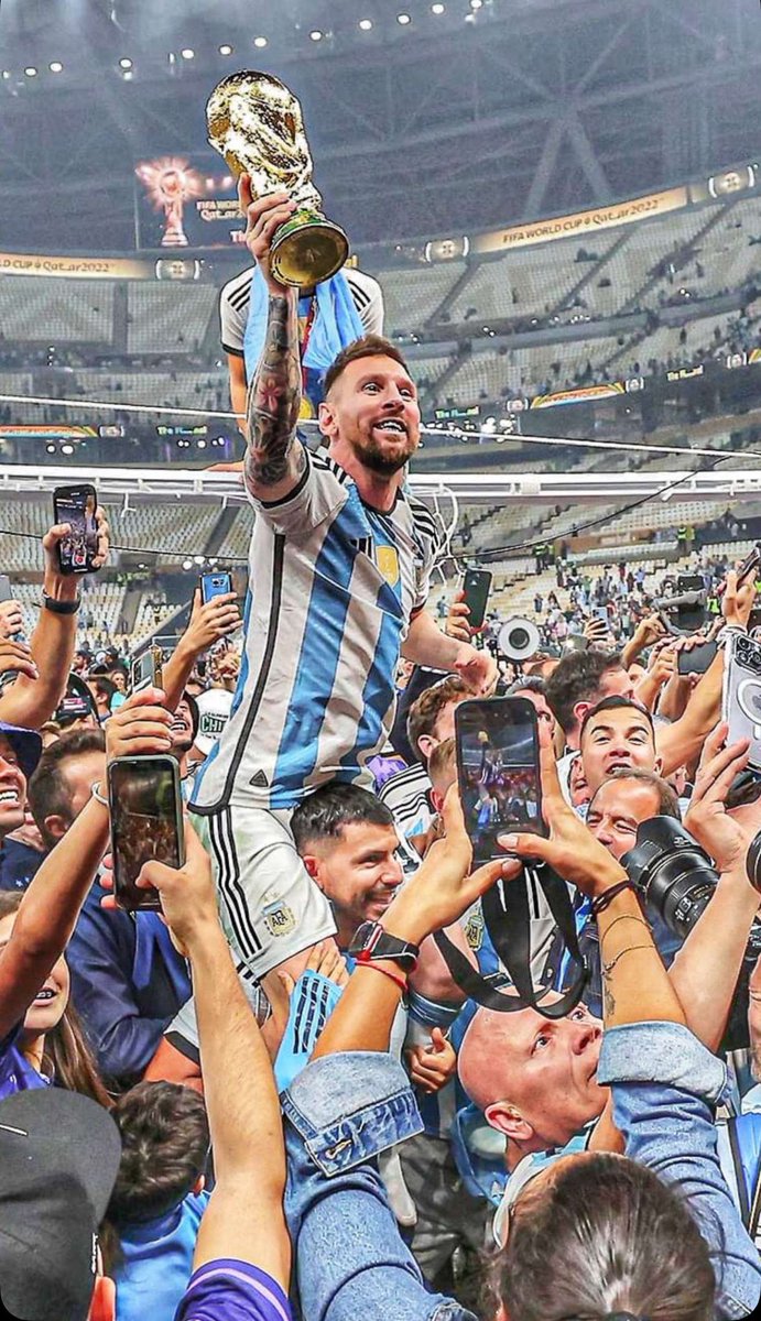 Aziz_Arfaj's tweet photo. الحمدلله اني عشت في زمن ميسي 💙🐐. https://t.co/qlRI19MOdR