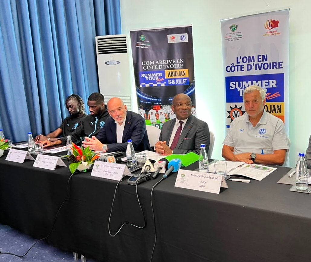 🇨🇮 🔵⚪️ Bamo Meïté et Geoffrey Kondogbia sont présents pour une confére...