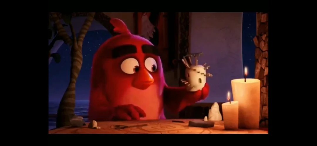 8bitWar_'s tweet photo. Angry birds has been twitter's obsession recently so one thing I wanna point out about the movies take on Red is his love for Art, specifically sculpting and architectural designing, which is ironic when you take into account the main point of the Angry birds games LOL https://t.co/FB3ZxcMNab