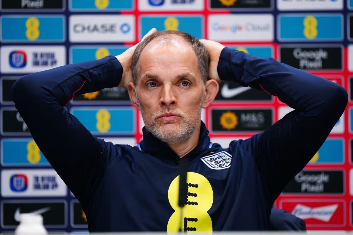 LennieTeague's tweet photo. Thomas Tuchel had won the hearts of any remaining doubters in the English nation with his passion throughout this tournament, but he lost the game for England tonight.

A brilliant first half backed up by Anthony Gordon putting us 1-0 up after 56 minutes. The response? Take our goalscorer off for a defender with around 20 minutes to play.

Sure, protect the lead, but to go so defensive against one of the best attacks in the world is very dangerous. Further defensive substitutions were questionable and that doubt was justified when Argentina equalised.

Momentum fully with the champions and England with essentially no attack on the pitch. It ends how everyone expected. 2-1 Argentina.

England and Thomas Tuchel handed the win to Argentina today.

Too much of a familiar story for the Three Lions and it has cost us once again.

#England #Argentina #WorldCup