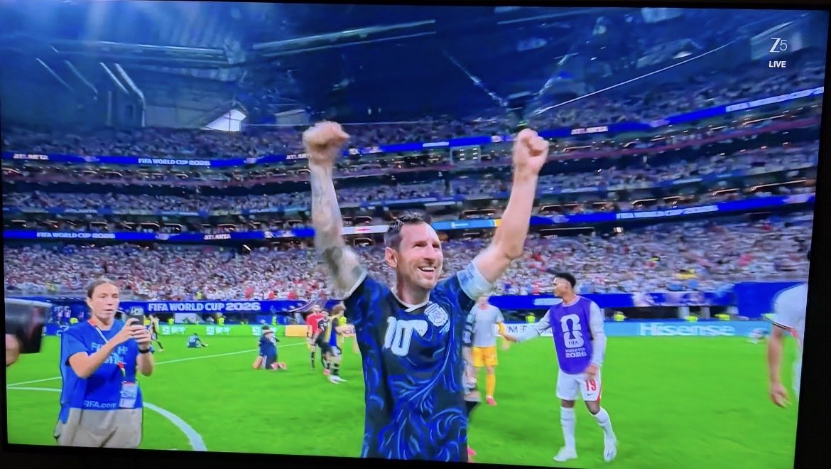 ag_Journalist's tweet photo. अर्जेंटीना फाइनल में …
#FIFAWorldCup #WorldCup2026 #England #Argentina #ENGARG #ThreeLions #VamosArgentina #Football #Soccer #Semifinal #WorldCupDrama #FootballFans https://t.co/0cNCmoCOxh