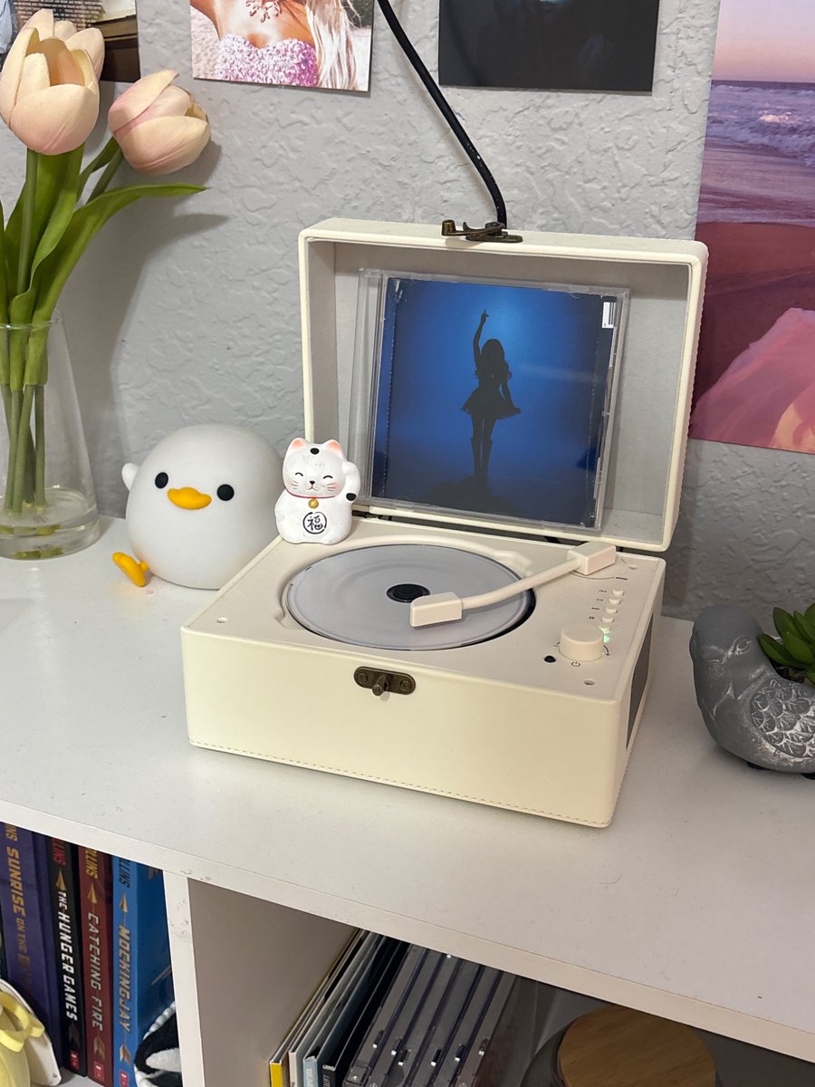 so_indifferentx's tweet photo. wow this really is a no skip album listening it to in tin in full on my cd https://t.co/mBOZ4QjgMt