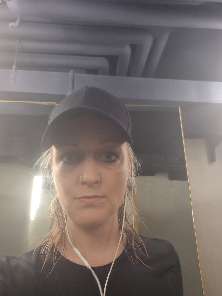 HoffnungssternD's tweet photo. 🌟S.1🌟HOFFNUNGSSTERN
DUBOIS🌟
🌟💙🧝♀️Lightwarrior training
Week 7: Wednesday 15.07.2026, in 2 diffrent Fitnesscenter/ Gym,🧝♀️💙🌟
💫💙Picture=after swimming, i love it, befor running💙💫
🌟💙Lightwarrior Training: during the Day (in 2 diffrent fitnesscenter/ Gym:💙🌟)
#Chosenone https://t.co/hQP0bwHkQr
