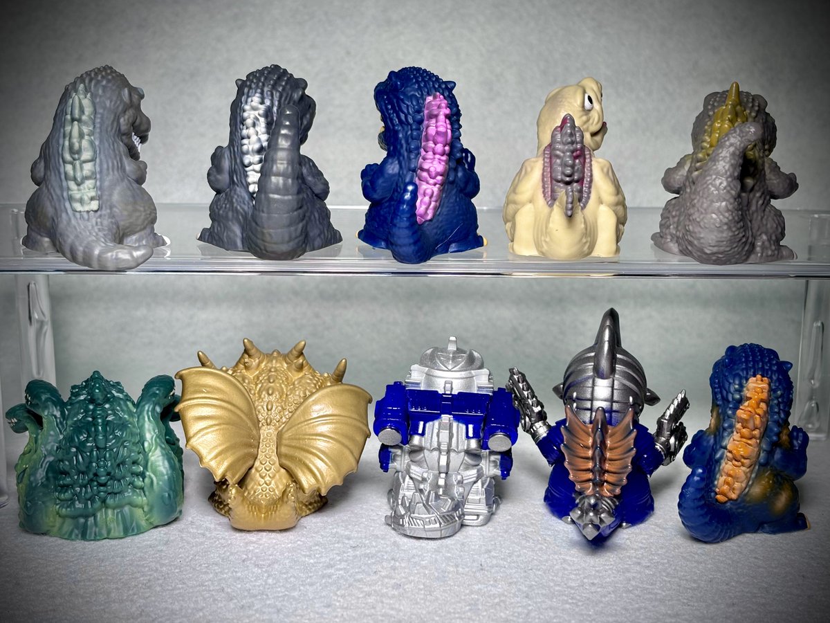 穴無し・肉厚・指人形風ソフビ市場に東宝が参入しました。 『GODZILLA