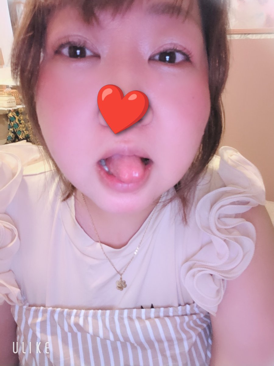 nya_ko299's tweet photo. 昨日は予定変更して、名古屋市内をおっぱい丸出しで乳首を弄られながらのドライブからのお部屋でイチャイチャでした❤
良きでしたが、クリイキより中イキが好きです( *ˊᵕˋ* )💗服可愛かった！ https://t.co/WFymgRt4m2