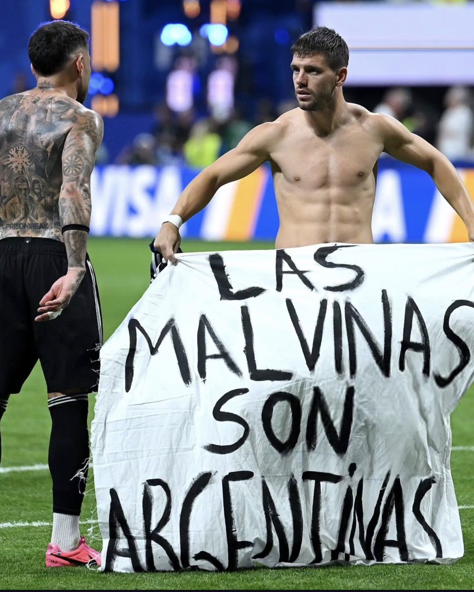 agus_rey's tweet photo. Los huevos de @LoCelsoGiovani 🇦🇷♥️ https://t.co/pLbgIklEzS