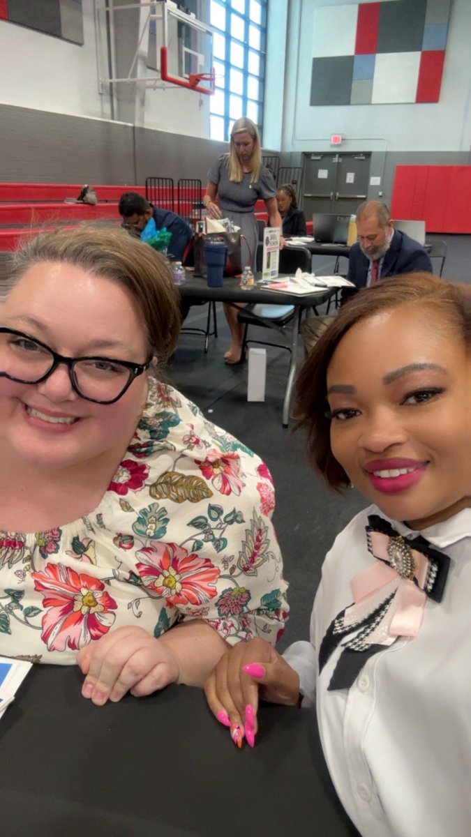 SHARDEECRYSTAL's tweet photo. Our summer learning was amazing! #ILEADSPED #DISDSummer26Legal @Region5_DISD https://t.co/DVWjWD6njr