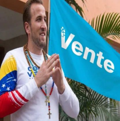 Guezzzt's tweet photo. silencio john,  Ahora cumpla con su promesa y borre twitter. https://t.co/Aw1sPru7Vf