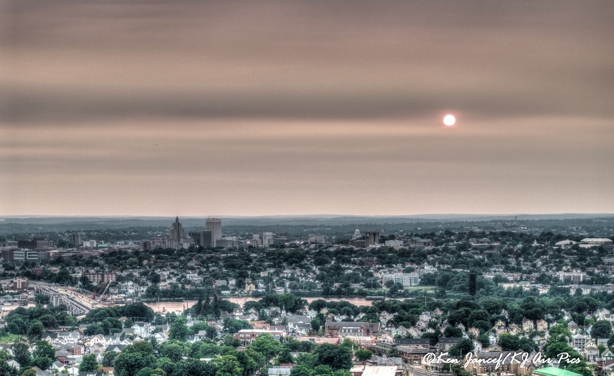 kenjancef's tweet photo. 7/14/26: First evening of Minnesota wildfire smoke over Rhode Island, sunset over Providence... #djimavicair3s #Weather #air3s #sunset #RhodeIsland #hdrphotography #aerialphotography #dronephotography #sunsetphotography #wildfire #smoke #minnesota https://t.co/H4H3uHPt8W