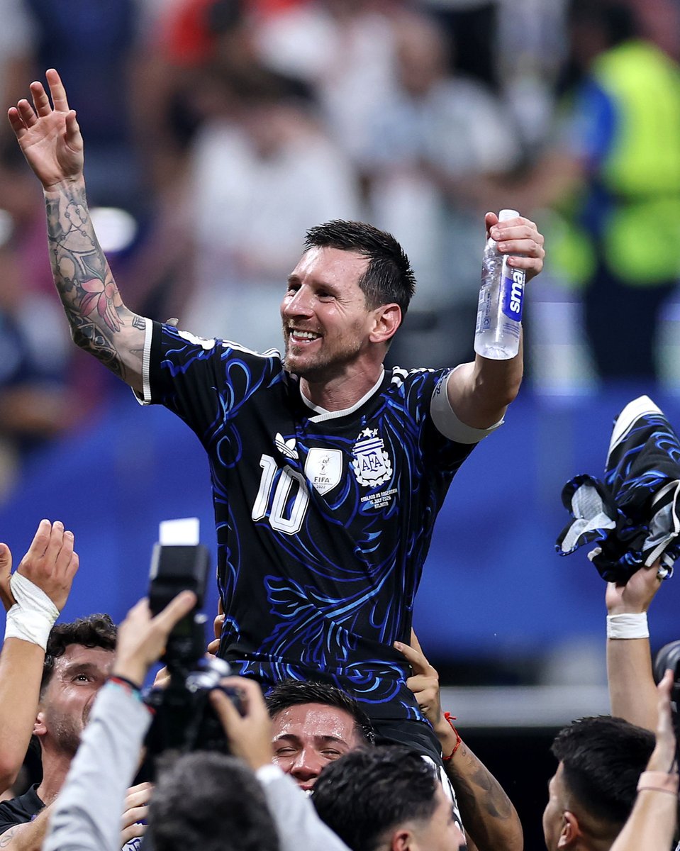 FIFAWorldCup_JP's tweet photo. メッシが再びワールドカップ決勝の舞台へ🇦🇷✨

#FIFAWorldCup https://t.co/ve3mU8YTYQ