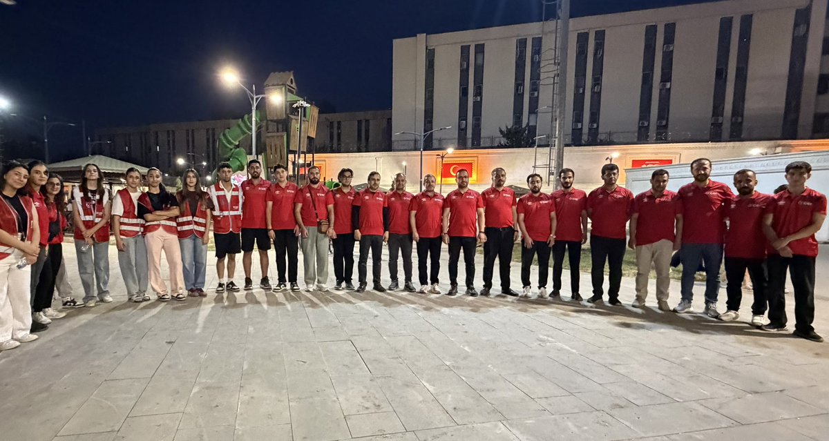 ondermardintr's tweet photo. Mardin ÖNDER olarak 15 Temmuz Demokrasi ve Millî Birlik Günü’nde standımızla meydanlardayız.

Şehitlerimizi rahmetle, gazilerimizi minnetle anıyor; 15 Temmuz ruhunu yaşamaya devam ediyoruz.

#15Temmuz #MardinÖNDER @tuncay_akkoyun @ibrahimenginsny https://t.co/OgOwvq7mFI