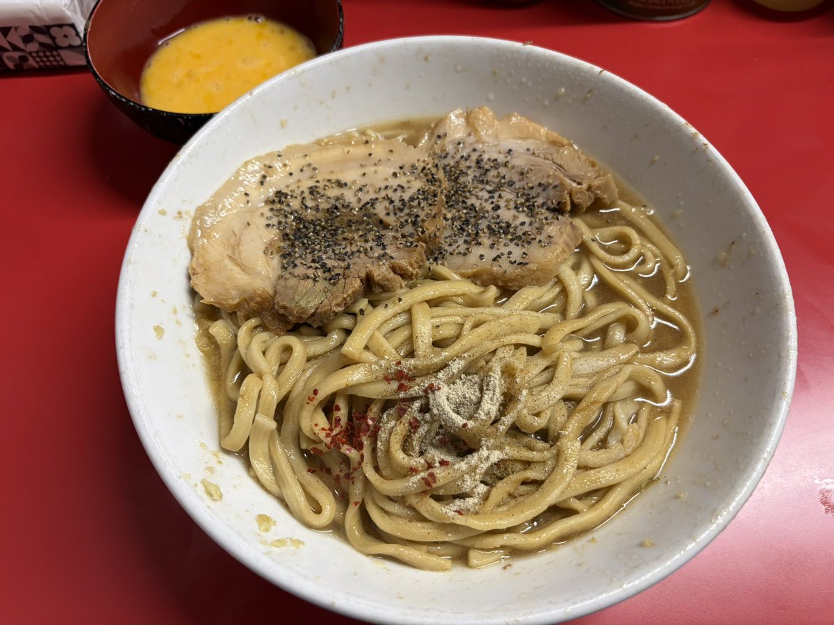 sendaiten's tweet photo. ラーメン二郎 仙台店2 小ラーメン 麺半分 脂抜き ニンニク少なめ ヤサイ少なめ 生姜！日曜日の仙台店2ラーメンも超〜美味しかったです！ごちそうさまでした！ https://t.co/FN4xhVnd12