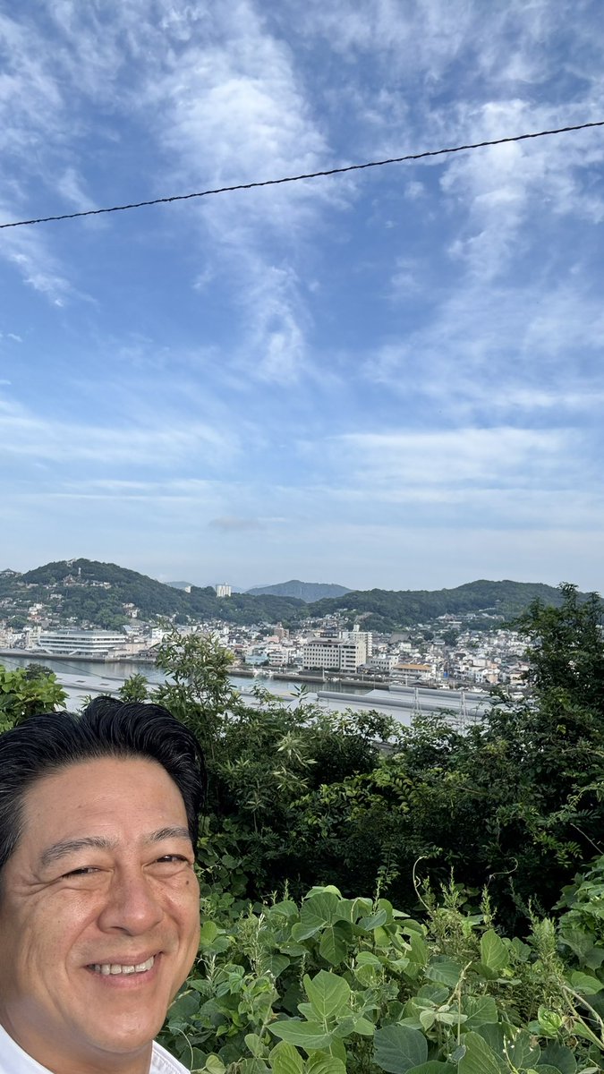 toshi_kame's tweet photo. 今日の尾道
最高気温は   34℃
晴の予報
熱中症に気をつけてお過ごしください！
 #尾道　#尾道大橋　 #朝の挨拶 https://t.co/ttRdBRwb4O