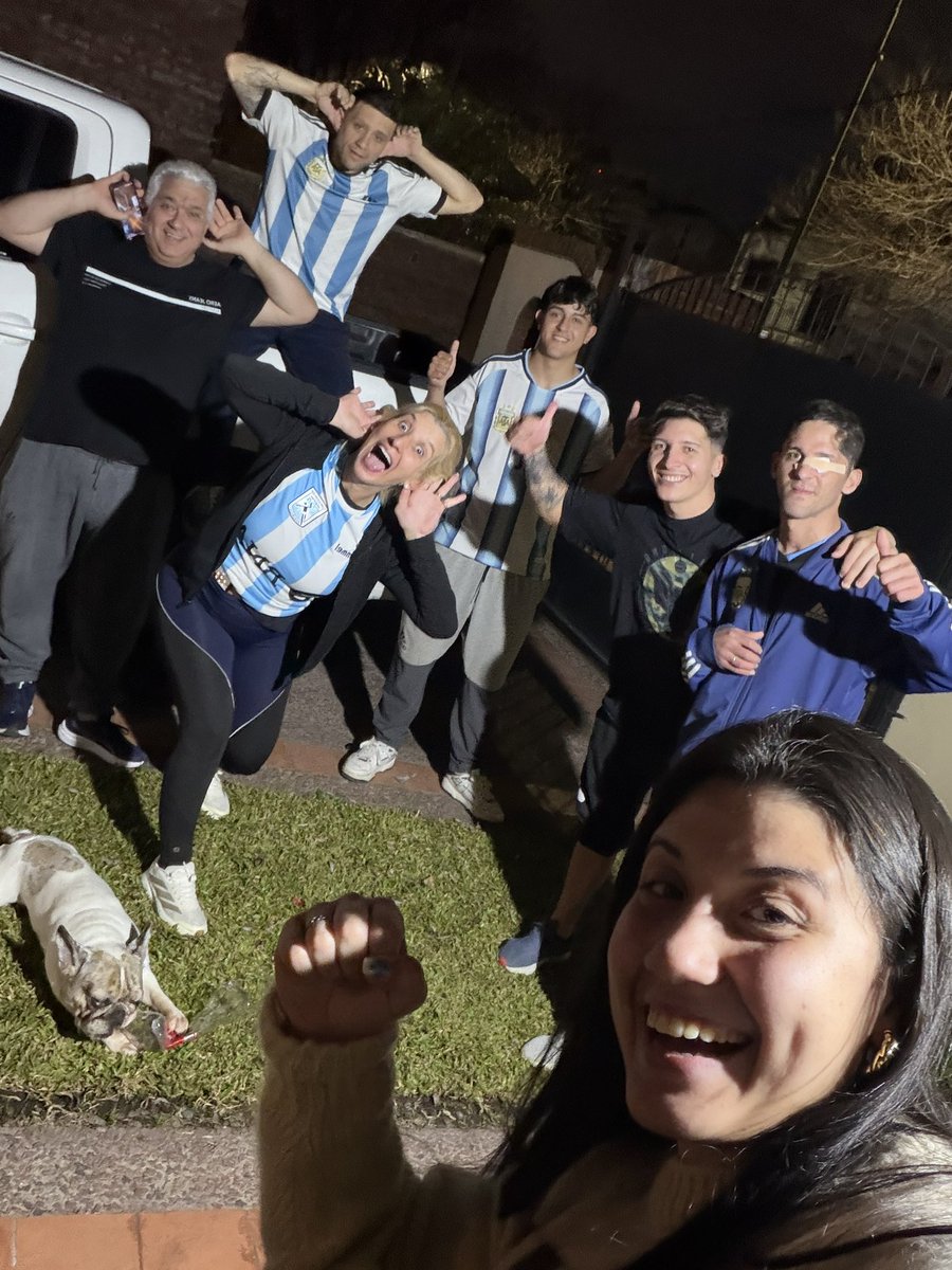 Lean_Ifc's tweet photo. @gastonedul VAMOOOOOOOS CARAJOO https://t.co/PBBJdAAIyj