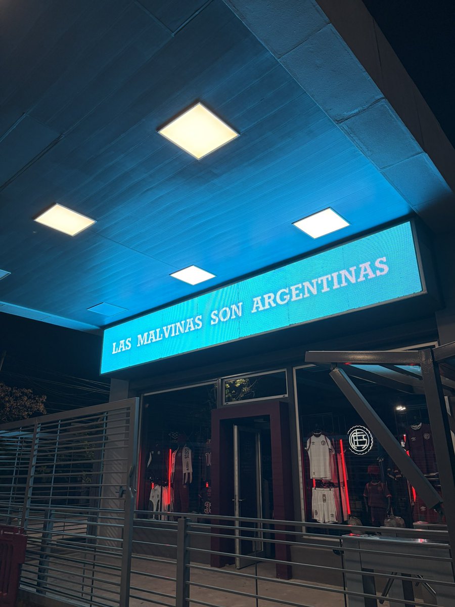 clublanus's tweet photo. SIEMPRE ARGENTINAS!!! 🇦🇷 https://t.co/I8gVU4hKv6
