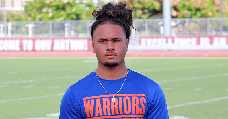 BrandonHuffman's tweet photo. Mesa (Ariz.) 2028 linebacker Kainalu Skipps had a roller-coaster sophomore year but is poised for a big junior season.

In the meantime, Skipps is planning Big Ten and Big 12 visits for the fall.

READ: https://t.co/xRmPfut0HQ https://t.co/MBq7EJMn9k