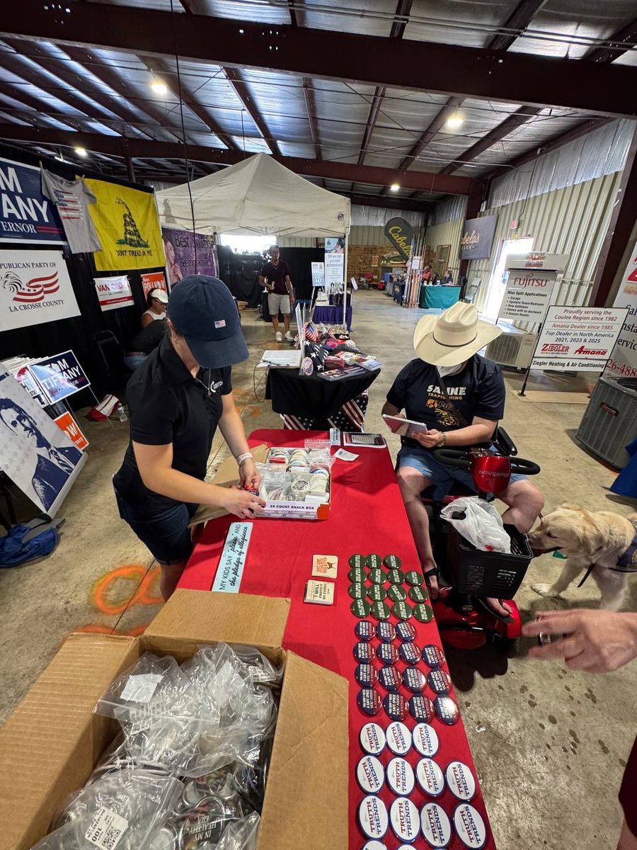 IsabellaBlett's tweet photo. Just registered my first voter at the La Crosse County Fair today in West Salem, Wisconsin!

🔴 +1 for WI! https://t.co/M1wNNpmDkR