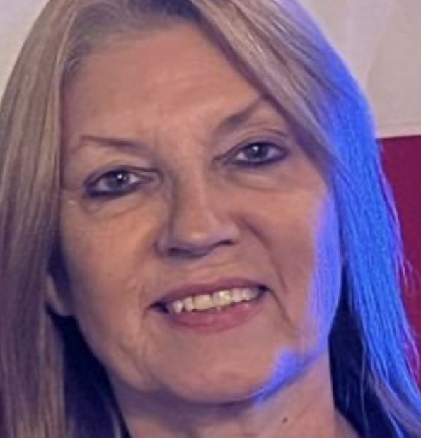Nico_knt's tweet photo. @VeronicaWelkner Mira lo vieja fea que sos esas cejas pintadas con crayon , no podes insultar a nadie con esas pintas https://t.co/r0lmqtuWbb