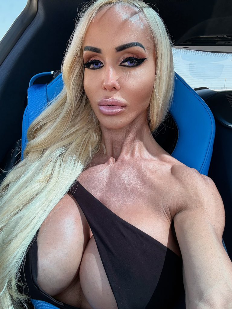 jewelsjademedia's tweet photo. Off to @TalentTesting then off to dinner than AVN party .. https://t.co/9vzSKIImXo