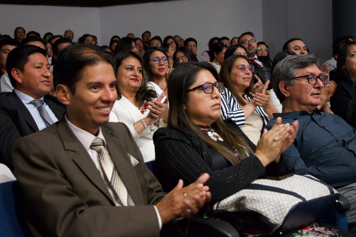 CJudicaturaEc's tweet photo. 📊 En representación del Consejo de la Judicatura, el vocal Damián Larco Guamán (@DamianLarcoG), asistió al acto conmemorativo por los 50 años del Instituto Ecuatoriano de Estadística y Censos (@Ecuadorencifras).

Durante la ceremonia se reconoció a servidoras y servidores por sus años de trayectoria y compromiso con la institución. El evento también reunió a representantes de diversas entidades del Estado, en un espacio que destacó el aporte del INEC a la generación de información estadística para el desarrollo del país.

#JusticiaConIndependenciaCJ ⚖️