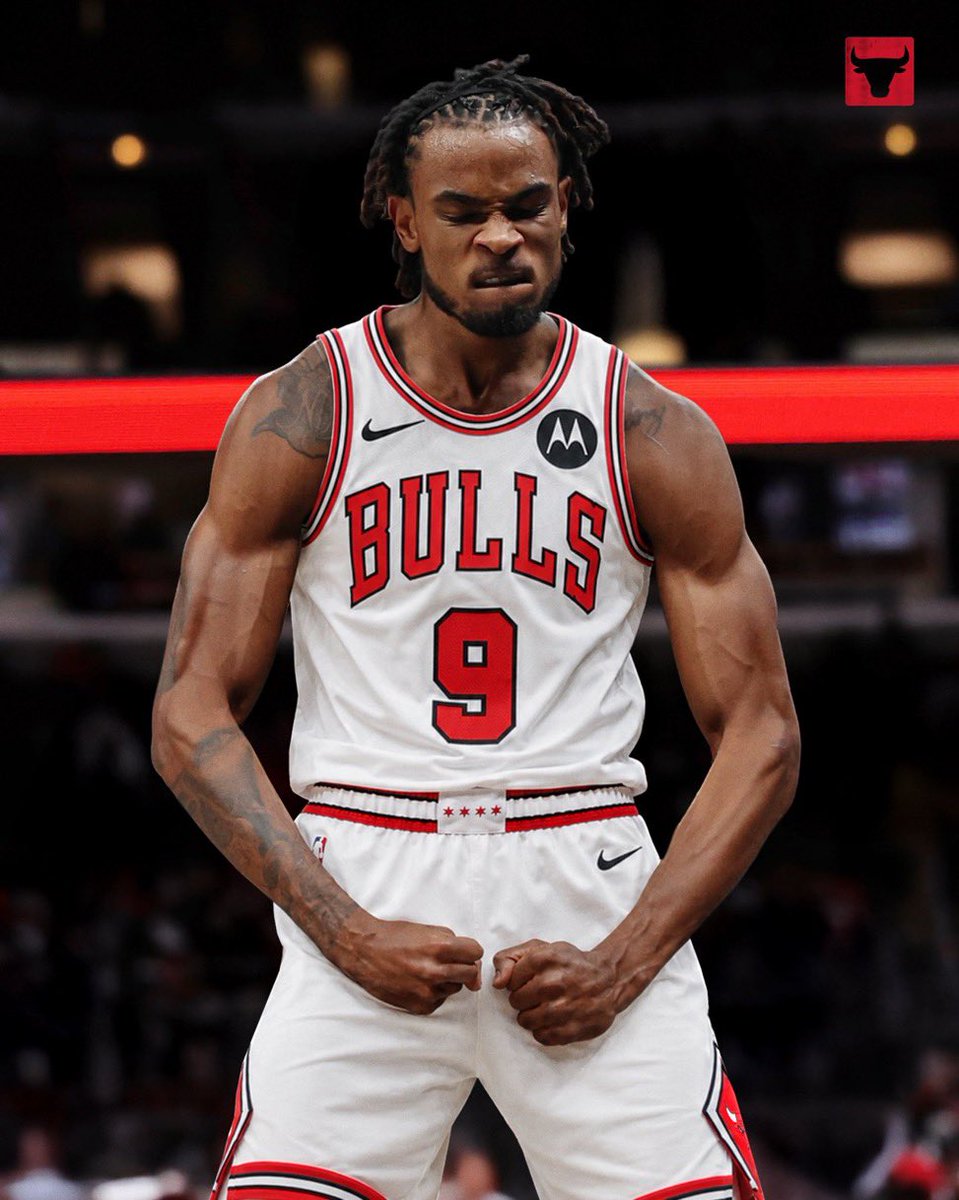 UniversBulls's tweet photo. 🚨INFO CHANGEMENT !! 

Nic Claxton récupère le numéro 9 chez les Chicago Bulls, dernier numéro porté par Vucevic !! 🆕 https://t.co/3IJg8LQcaN