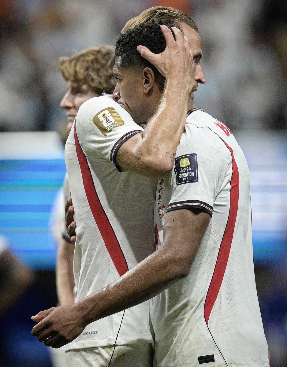 _BeFootball's tweet photo. 🚨🚨 Thomas Tuchel 🇩🇪 : « IL Y A DES MILLIONS D'ENTRAÎNEURS QUI SAVENT CE QU’IL FALLAIT FAIRE… APRÈS UNE DÉFAITE. 

Ce n'était pas un problème de structure. Le match a simplement changé complètement. » https://t.co/NvDNxObz0x