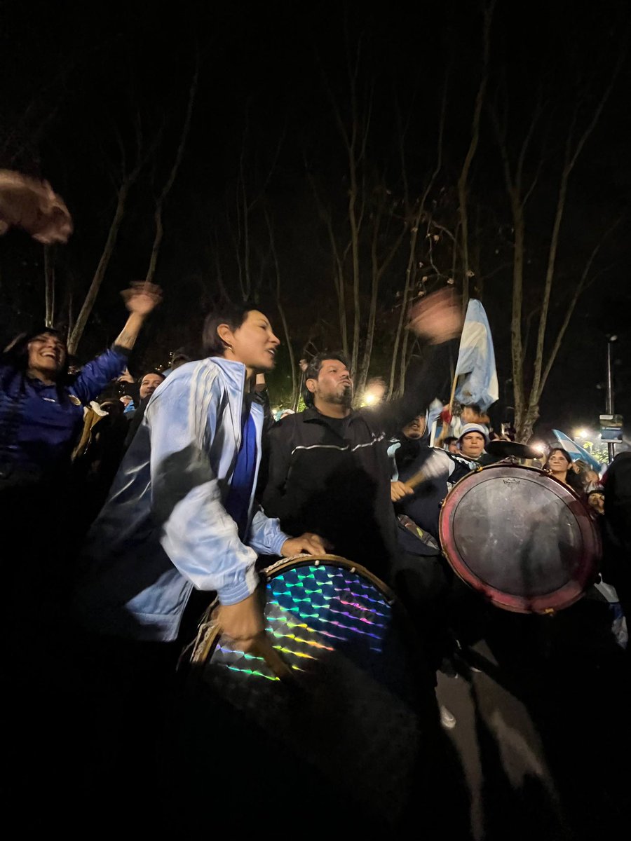 mayrasmendoza's tweet photo. VAMOS ARGENTINA CARAJOOOOO

Somos un pueblo con corazón y coraje que quiere ser feliz, que busca y pelea hasta la victoria!! GRACIAS!!!

Gracias @Argentina 🇦🇷🇦🇷🇦🇷
GRACIAS Virgencita de Luján! 
Gracias Diossssss 🙏🏽 https://t.co/zcbfKEj0Lc