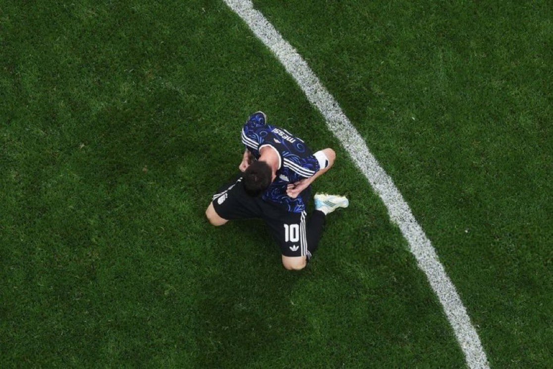 imehsn9's tweet photo. The greatest of all time 🐐🇦🇷 https://t.co/mdz5VQzsGH