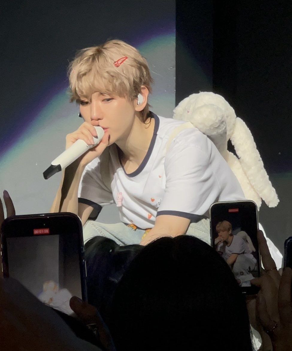 bambibbh16's tweet photo. heaven's fallen angel 🪽 https://t.co/0MfQHxMxdu