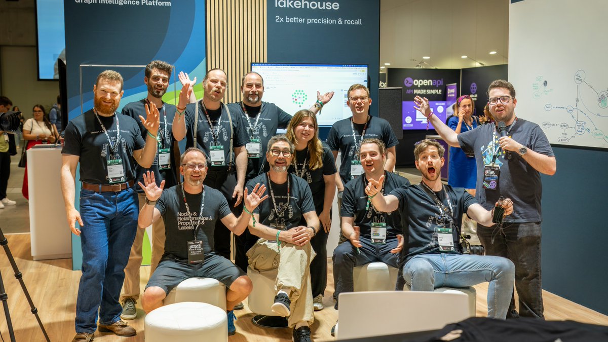 neo4j's tweet photo. Thank you for an amazing #WeAreDevelopers event last week!
Loved the community energy! We had great conversations about graphs and AI, and a full house at every presentation. Can't wait for the next one, @WeAreDevs!
Thank you! https://t.co/DPQthhKKmL