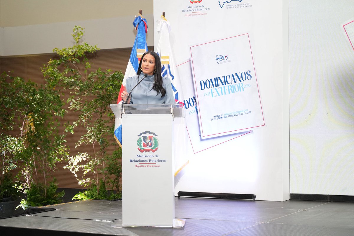 MIREXRD's tweet photo. 🗞️Nota de Prensa: 

Más de tres millones de dominicanos residen en el exterior, según quinta edición del Registro Sociodemográfico del INDEX.

📲🌐https://t.co/AW6sroBObD https://t.co/ykeaWiCEAn