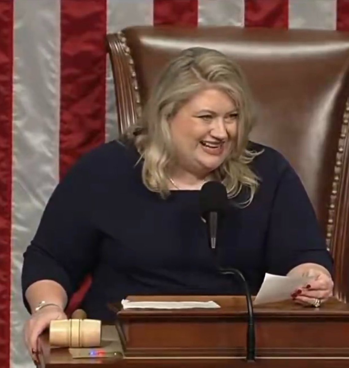 MakeOrwellFic's tweet photo. @TPV_John @ky_statesman A perfect face to represent the fall of our republic https://t.co/HUQQiiF5th