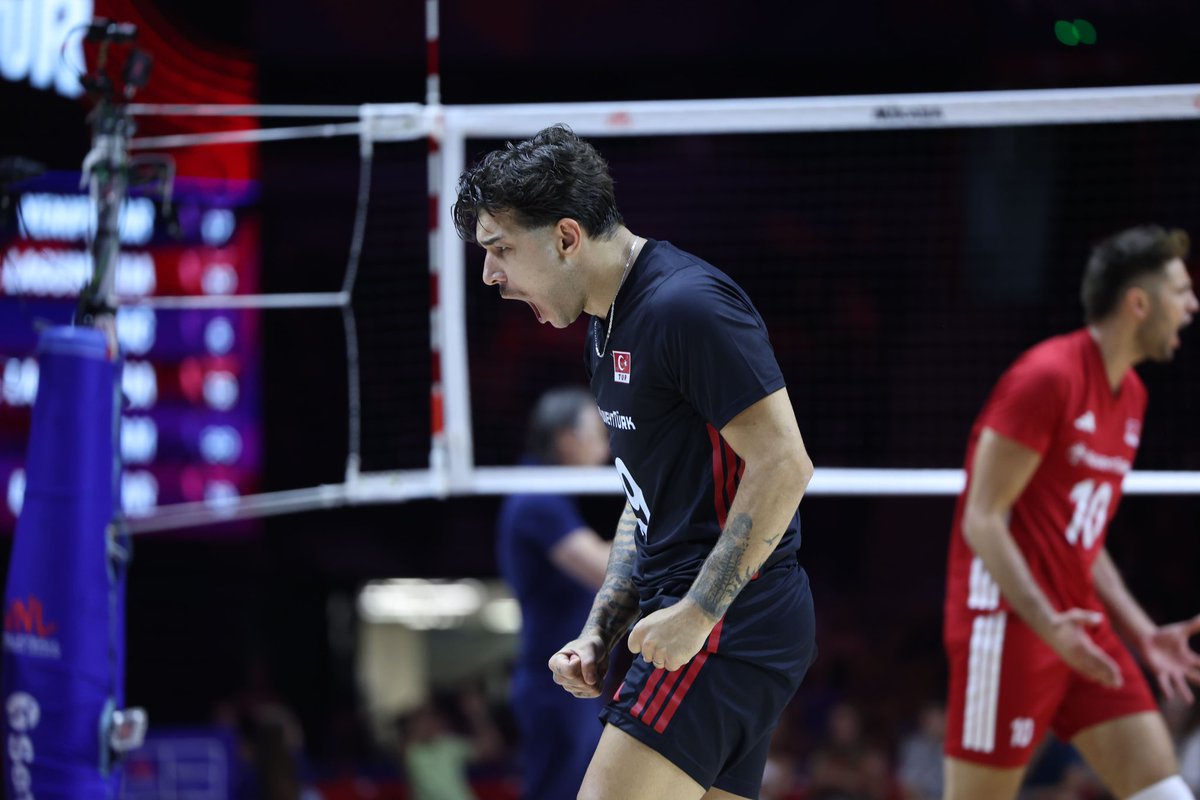 TVForgtr's tweet photo. A Milli Erkek Voleybol Takımımız, 2026 FIVB Voleybol Milletler Ligi’nin üçüncü haftasının ilk maçında Sırbistan'ı 3-0 mağlup etti.
⛓️‍💥 https://t.co/BBcHTIeYxs https://t.co/BLGzHHYzNo