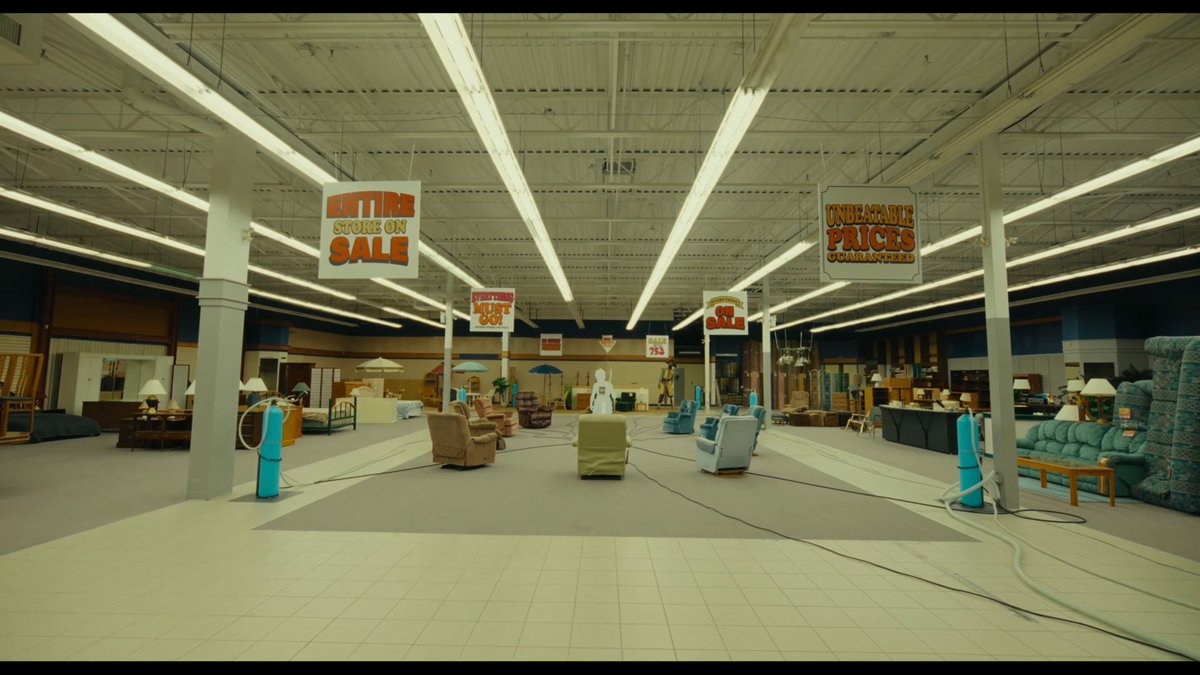 Plasmili0's tweet photo. This is probably one of my favorite shots in the entire Backrooms movie

I actually really love how big double C blends so much into the background here

needlessly aura farming https://t.co/ZSmBql9Clx
