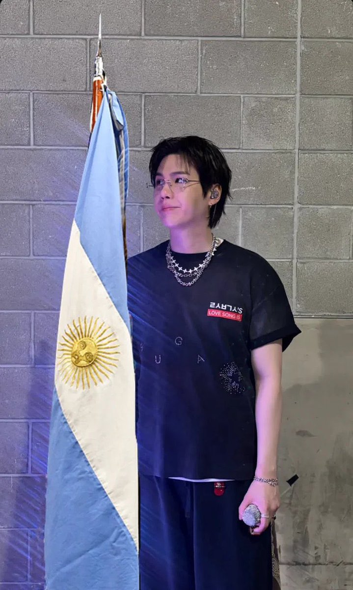 mimisleepy_'s tweet photo. yo también quiero más mutis argentinas!! 

mientras no tiren odio a mi país, sean army y ot7, son todos bienvenidos😚🫶🏼

#btstwt #argtwt #armytwt https://t.co/EBlv9PTD4q