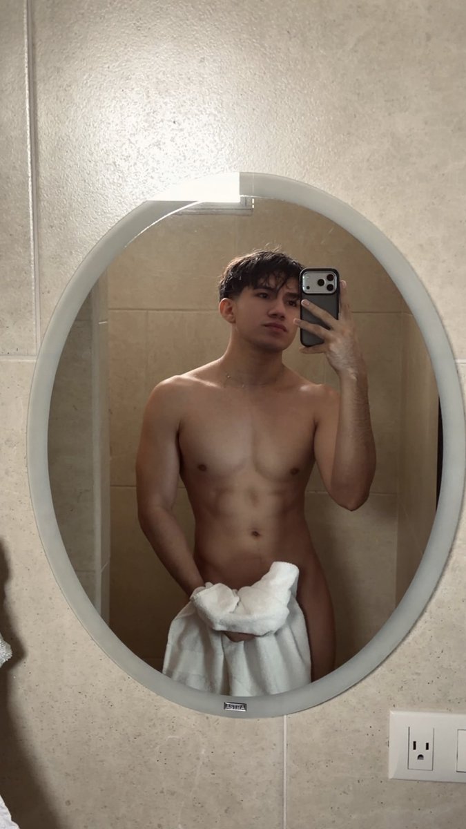 kenneth_turcios's tweet photo. Una ducha caliente 💦 https://t.co/bcebyrsieR
