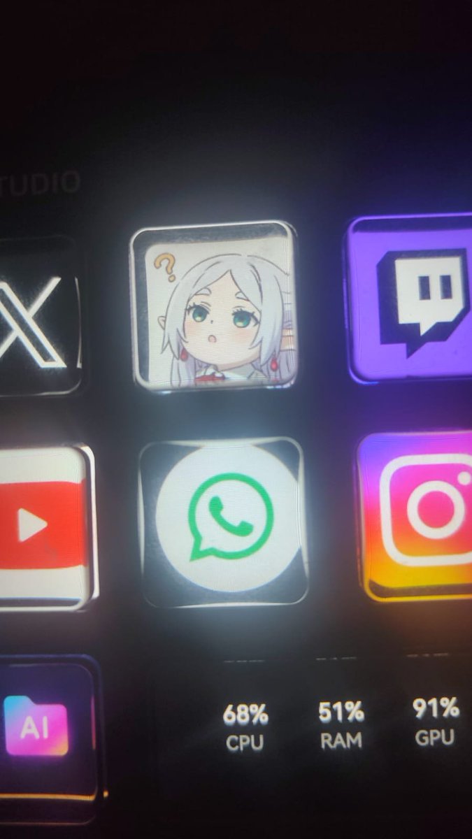 aLx tweet media