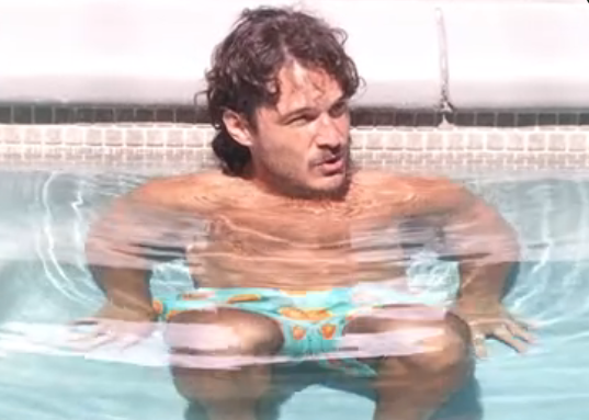 BBFeedsFairy's tweet photo. From this angle Rome's head looks huge and body tiny #bb28 https://t.co/m5ozOxLCsb