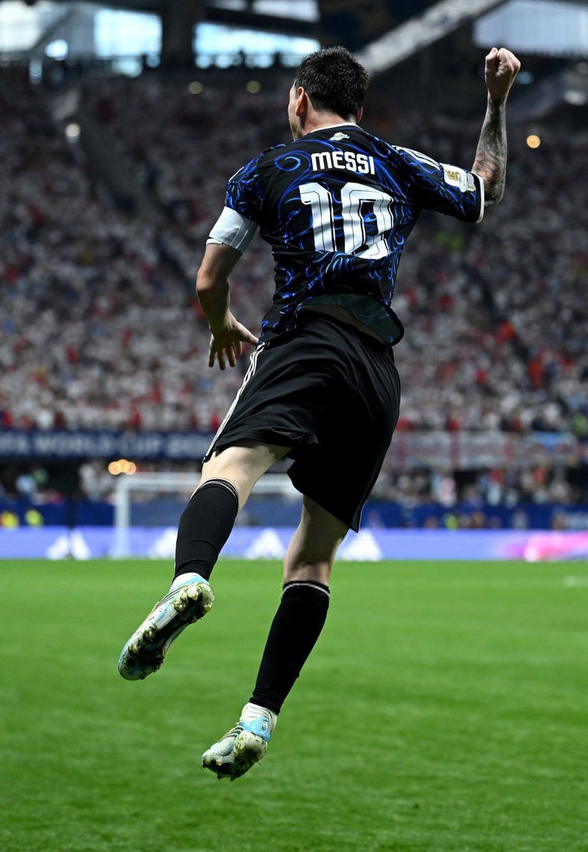 OnlyGraace's tweet photo. المونديال بين لامين وميسي
البالون دور بين لامين وميسي
افضل لاعب بالمونديال لميسي
هداف كاس العالم التاريخي ميسي
اكثر اسيست بتاريخ كاس العالم ميسي

مونديتل للتاريخ يتفوق ع قطر بالمشاعر (المونديال الي بيكشف ميسي😁) https://t.co/sJWgat9xma