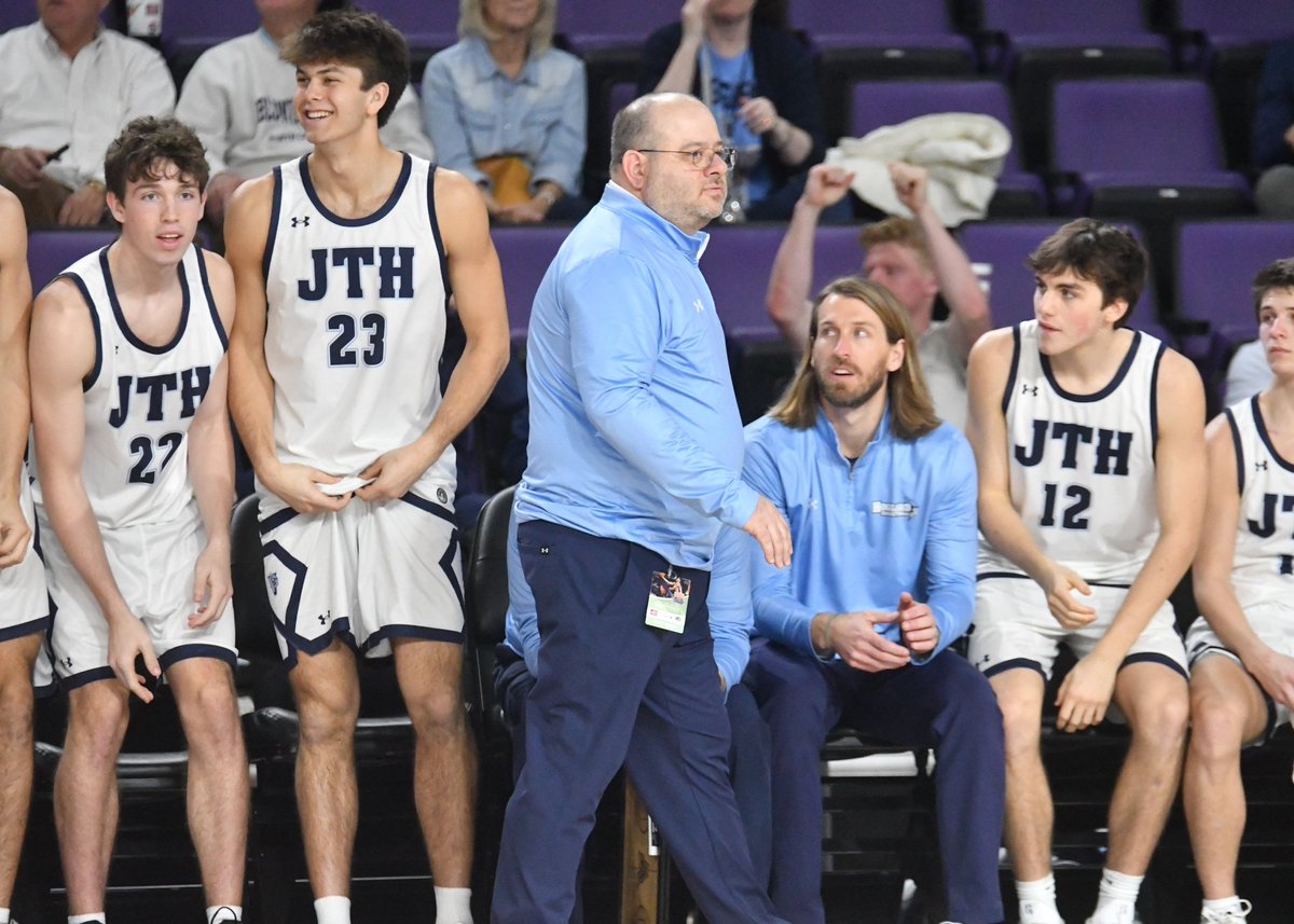 CoastalPreps's tweet photo. Hoggard has announced the hiring of longtime boys basketball coach Brett Queen as the new Athletic Director effective immediately. 

Queen will continue coaching basketball. He has a 444-212 career record. The Vikings played for the NCHSAA 8A state title last season. https://t.co/ugHSSQNTCo