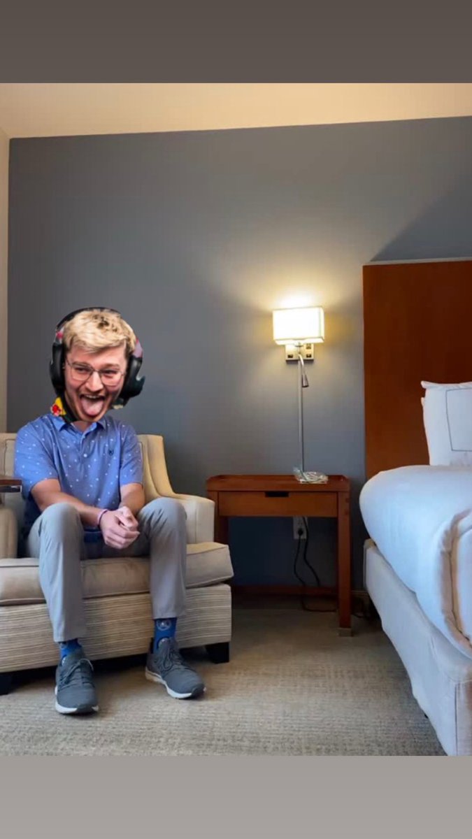 F44Spk's tweet photo. @Doki_R6 @Dezachu Every Scotsman’s favourite seat at any international event. https://t.co/t1DU2TEZZu