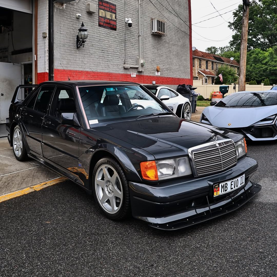 PistolCult's tweet photo. Mercedes-Benz 190E Evo II 🖤 https://t.co/azEG4c8Fzc