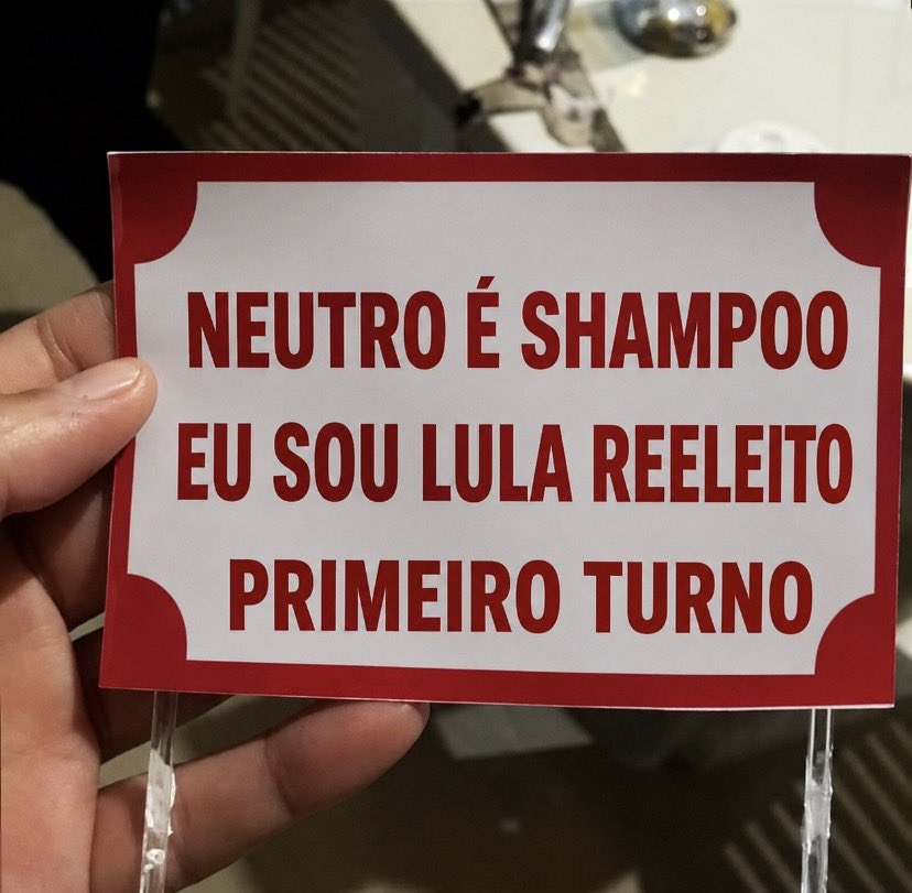 _dilmadebochada's tweet photo. meu voto é secreto https://t.co/paXkLKVUk9