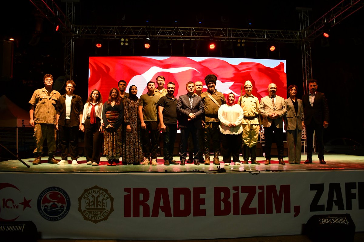 GSB_Kirikkale's tweet photo. sahip çıkarak destan yazdığı o geceyi unutmuyor, bağımsızlığımız ve demokrasimiz uğruna fedakârlık gösteren tüm kahramanlarımızı saygı, rahmet ve şükranla yad ediyoruz.
🇹🇷 15 Temmuz'u unutmadık, unutturmayacağız. Şehitlerimizi rahmetle, gazilerimizi minnetle anıyoruz. 🇹🇷 https://t.co/5SRVT90omO