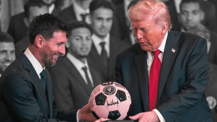 pedroshs's tweet photo. É Espanha nas cabeças! https://t.co/H2DXyOL6Nk