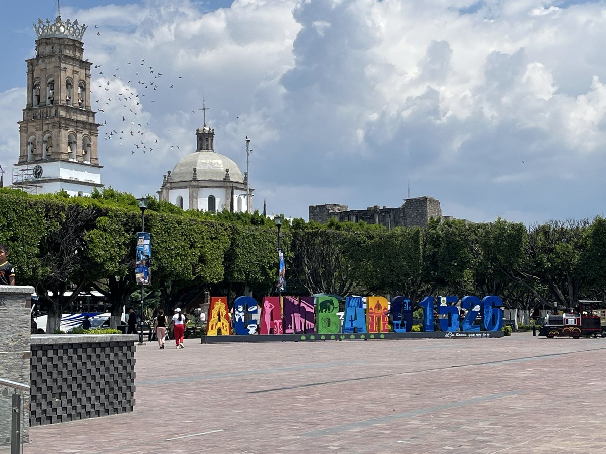 GracielaAmaro22's tweet photo. Estrategia regional para la actualización de los Planes Municipales de Desarrollo con Acámbaro, Yuriria y Santiago Maravatío.

Capacitación y asesoría técnica para integrar este instrumento que definirá las políticas públicas y proyectos prioritarios de cada administración.
#HacemosEquipoConLosMunicipios