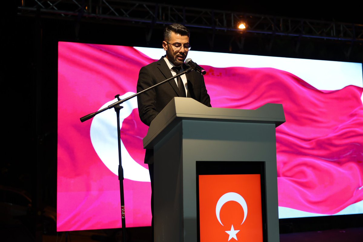 tchonaz's tweet photo. İlçemizde 15 Temmuz Demokrasi ve Milli Birlik Günü Anma Programı gerçekleştirildi. 

https://t.co/IWxvLdGXNt

@vahityilmaz4820 https://t.co/sCrJRIizWN